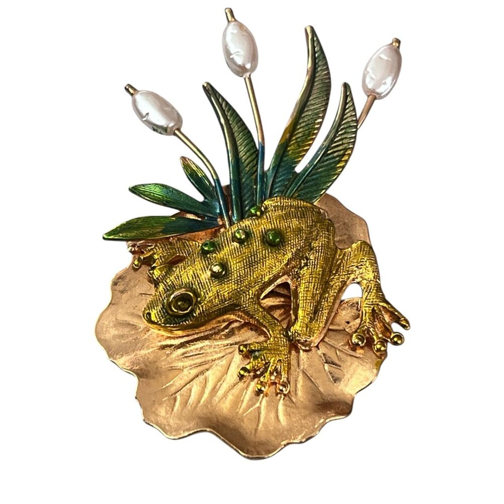 Vintage 1960s Frog Brooch Enamel Pearl Gold Tone Mid Century - 3K
